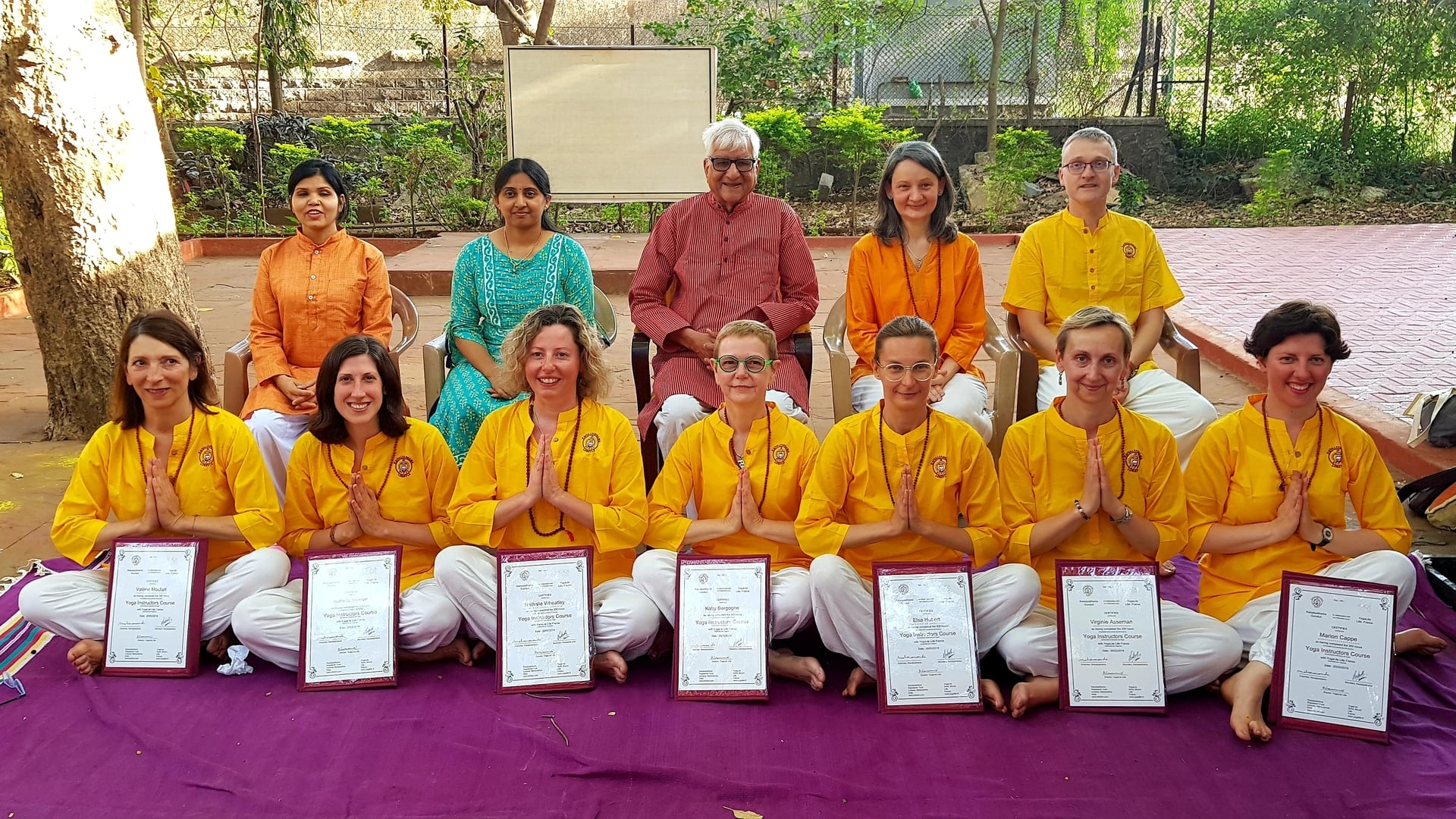 remise de diplôme prof de yoga